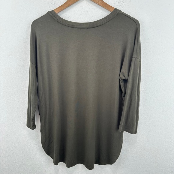 Babaton Women's Tunic Top Olive Green 3/4 Sleeve Round Neck Casual Relaxed - Picture 2 of 7